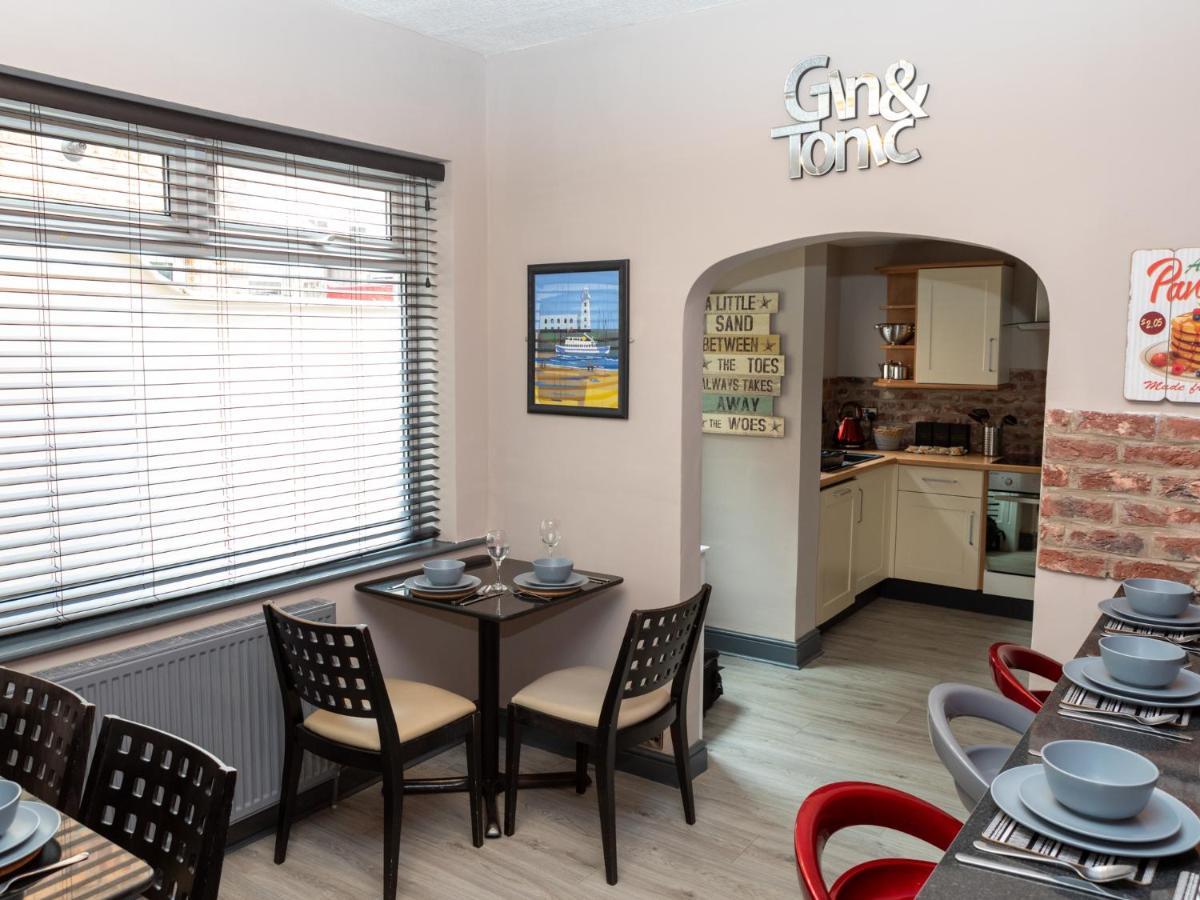 Pass The Keys Amazing, Newly Renovated 5Bedroom House Sleeps 10 Scarborough Exterior foto
